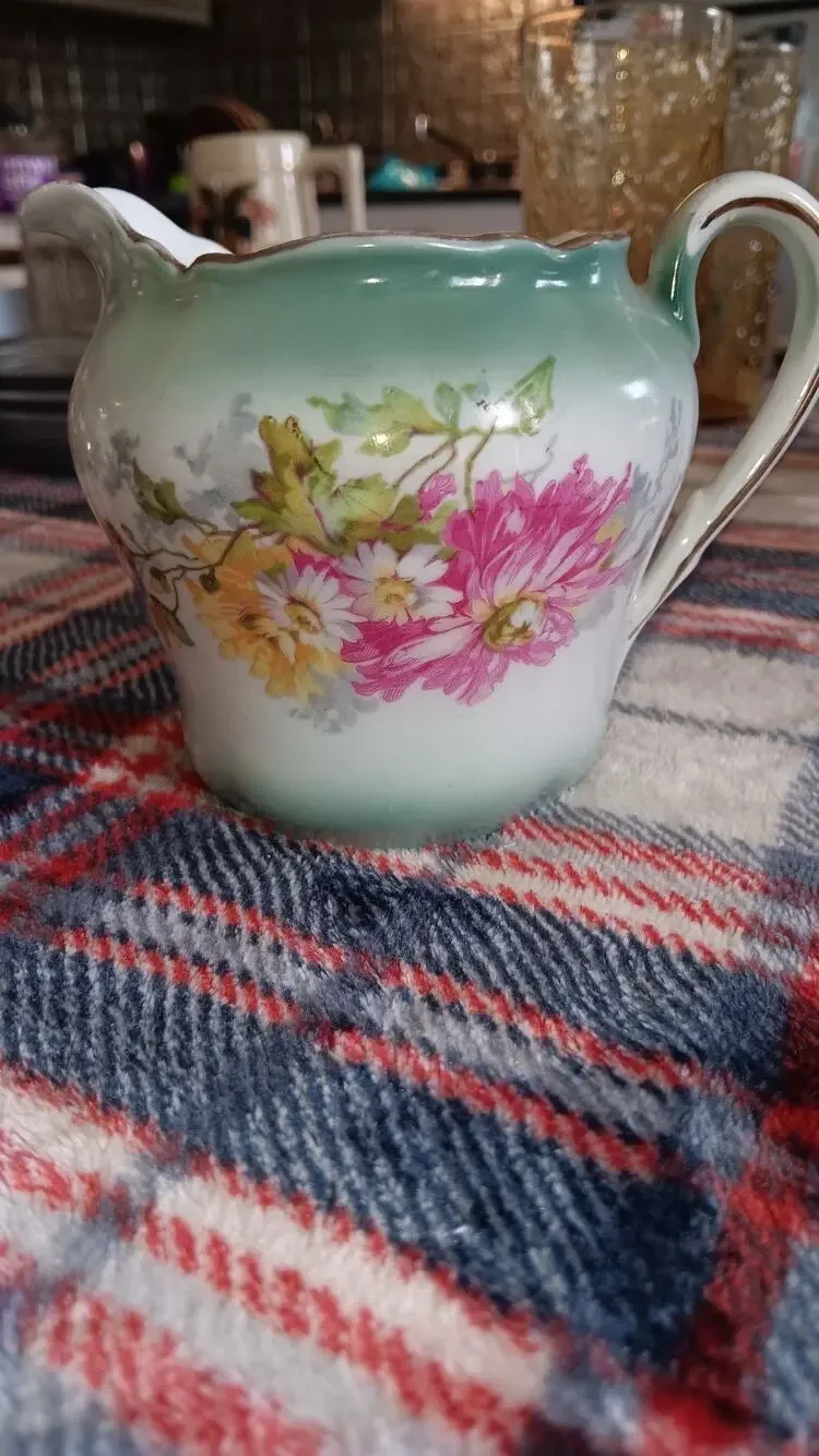 Vintage Small Floral Creamer Pitcher Glass Great Condition